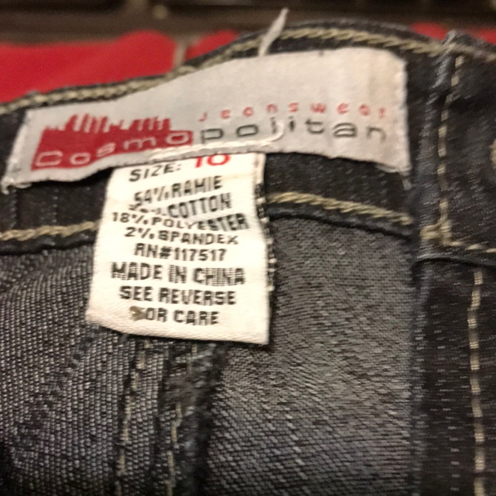 Jeans - Picture 2 of 4